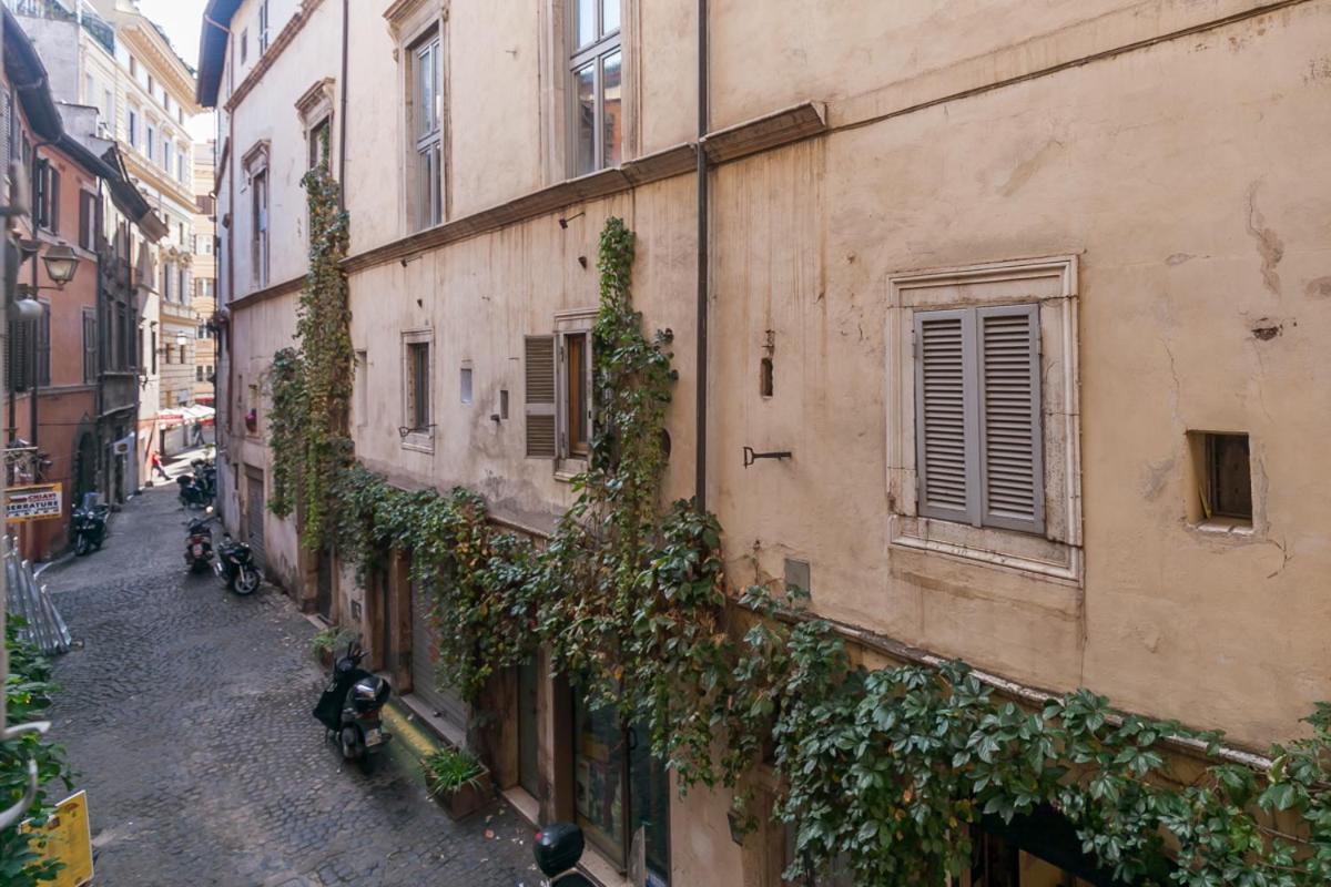 Domus Lupae -Live In The Heart Of Rome Apartment ภายนอก รูปภาพ