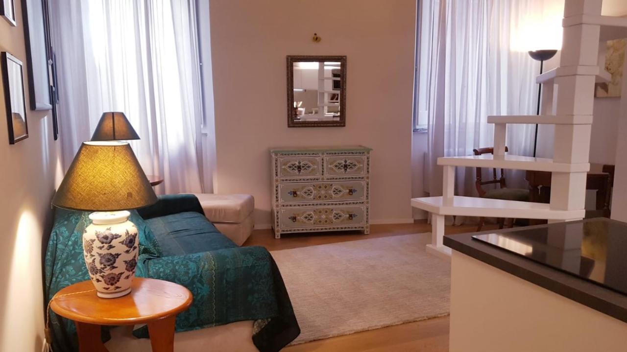 Domus Lupae -Live In The Heart Of Rome Apartment ภายนอก รูปภาพ